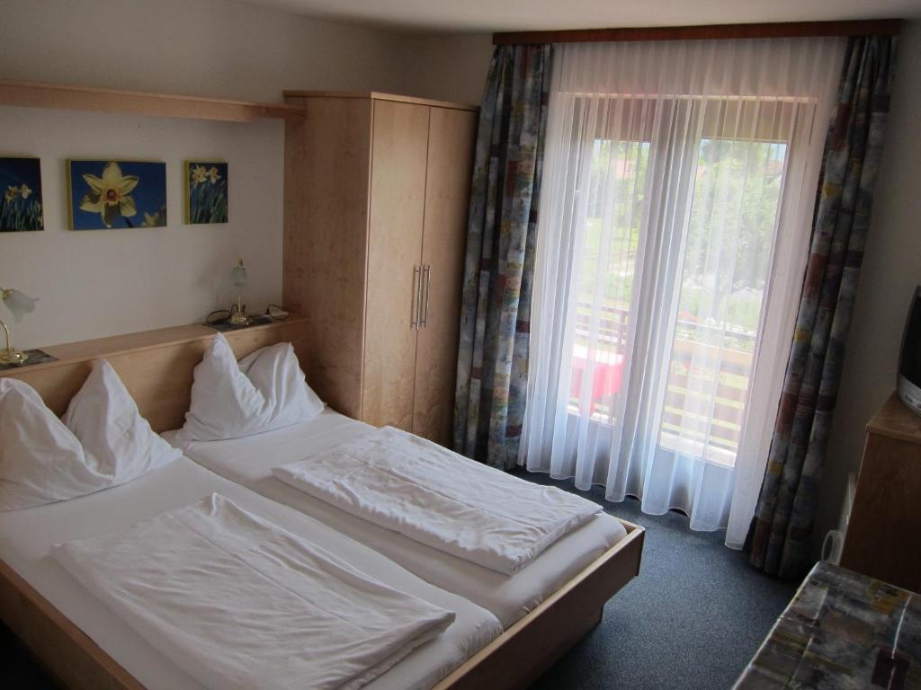 Haus Kaiser Pensjonat 3*